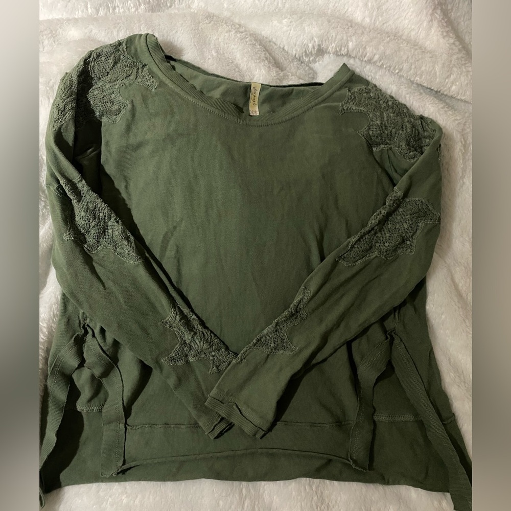 Free People Army green color sweatshirt with lace detail size Medium